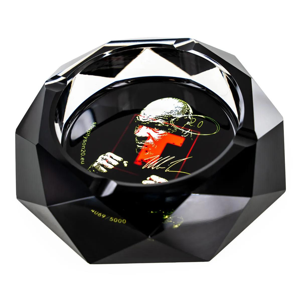 Tyson 2.0 Diamond Cut -tuhkakuppi musta