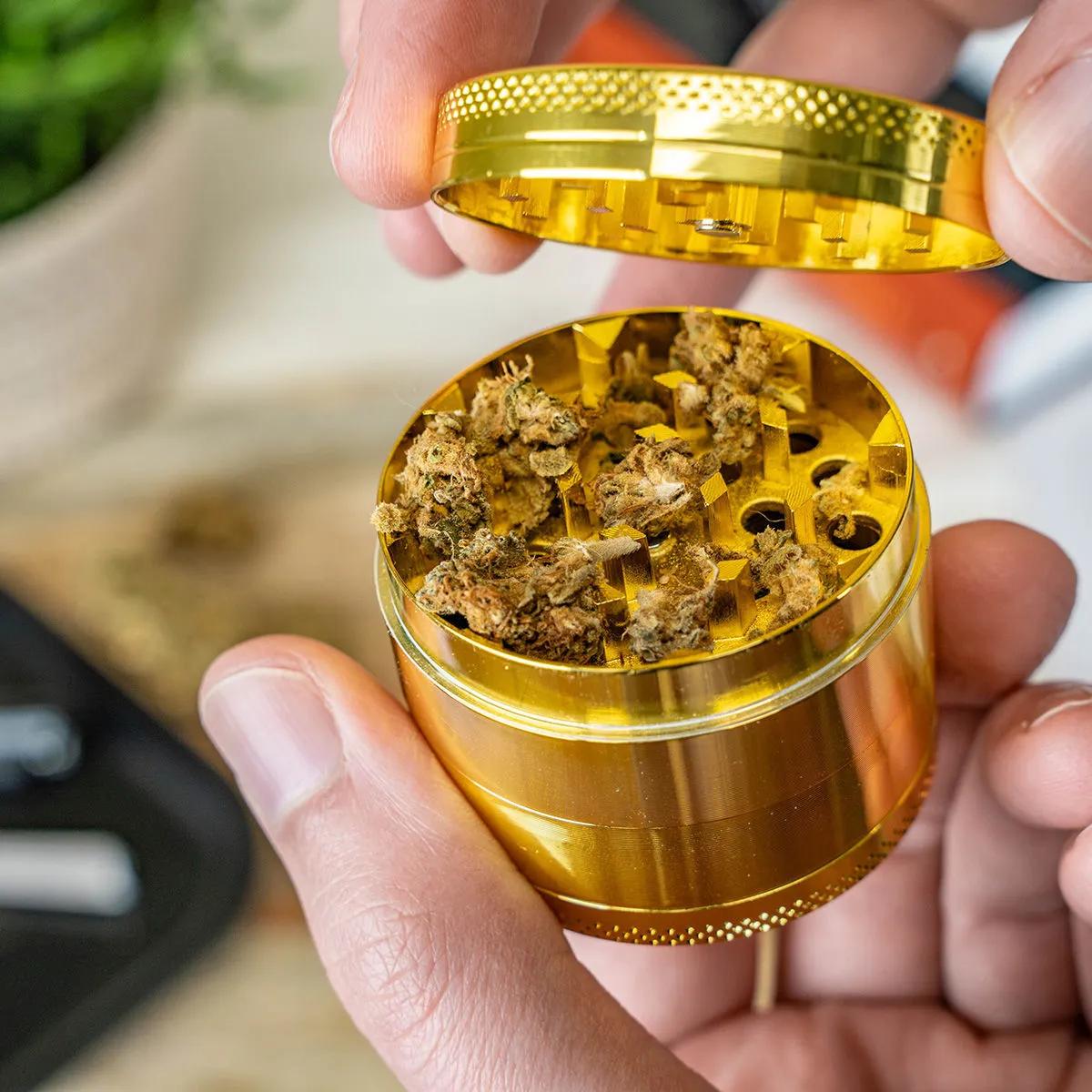 Metallinen jauhinkone 24K Gold
